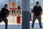 韓国人「日本の大阪の列車で刃物沙汰事件勃発」