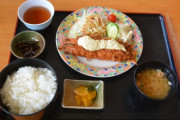 【悲報】日本、全ての料理が「白飯をうまく食う」ためにしか存在しない…