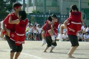 【画像】昭和の体育祭の風景がヤバい…