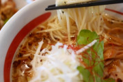 ラーメンの麺って細いのと太いのどっちが好き？