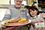フランス人ソーセージ職人「米を詰めたソーセージを発明した。日本人は何よりコメが大好きだからねHAHAHAHA」