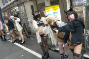 【画像】秋葉原、性挑発女さんが見放題の素晴らしい街だった