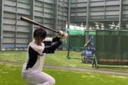 動画　ロッテ佐々木朗希さん、打撃練習を行う