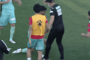 【GIF】J2リーグさん…とんでもない惨事が起きてしまうｗｗｗｗｗｗ
