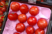 【画像】トマト🍅、高級フルーツになってしまう⋯