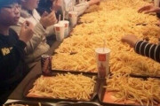 【画像】チー牛マックポテト部、イキリ倒してしまう…