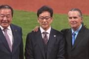【速報】北海道日本ハム歴代監督による始球式ｷﾀ━━━━(ﾟ∀ﾟ)━━━━!!