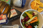 【画像】コロナ陽性者の隔離メシ豪華すぎてワロタｗｗｗｗｗｗｗｗｗｗｗｗｗｗｗｗ