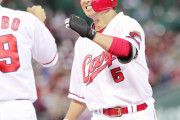 カープ長野久義、今季初盗塁！モーションを完全に盗む！！