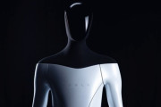 【！？】ついに人型汎用ロボットが登場！　テスラがプロトタイプを2022年9月公開予定へ