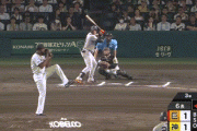【阪神対巨人22回戦】巨人、６回表１アウト満塁からキャベッジの走者一掃タイムリーツーベースで勝ち越し！！！！！！！！！！！！！！！