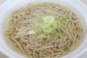 【画像】関西人「関東の蕎麦のツユは醤油かってくらい濃くて食べられません。ツユが真っ黒なんですよ？」←これ