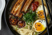 「自分はチャーシューから豚骨ラーメンを作った」外国人の本気の手料理が話題に