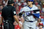 大谷翔平が試合終盤にバントの構えを見せた理由に全米騒然！←「佐々木の為だったのか！」（海外の反応）