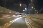 【衝撃】これは避けられない。高速道路でのこの逆走、ヤバすぎる・・・。