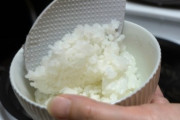 【言葉】「ご飯をつぐ」「ご飯をもる」「ご飯をよそう」←全部使うよな？
