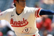 大谷翔平が緊急降板　先制44号も渡米後"最遅"152キロ