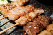 焼き鳥(ももうまい、ぽんじりうまい、かわ←ゴムの味、なぜなのか