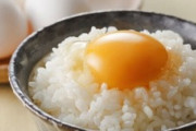 明石家さんま「卵かけご飯は料理じゃない」発言に世の女性たちから異論噴出！「老害」と袋叩き状態に