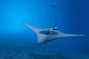 海中を泳ぐマンタ？ 米軍が開発に取り組むステルス機のような無人海中ドローン