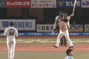 【速報】日ハムおにぎりくん、確信第2号3ランHRきたあああああああ