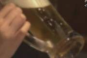 やはり酒は毒だった！酒弱い人が飲酒で遺伝子変異→スキルス胃がん→全身転移手遅れで1年後死亡へ |  そんな簡単に遺伝子が変異するかよ