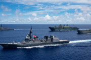 【悲報】最近の海上自衛隊、当たり前の様に南シナ海で訓練してしまう