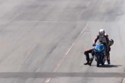 思わずニヤリ！MotoGP面白映像集