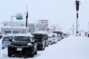 【電気自動車】 災害・豪雪大国の日本では全く不向きだと判明してしまうｗｗｗｗｗｗｗｗｗ