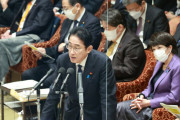 岸田首相「130万円の壁」見直し検討　衆院予算委で