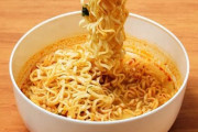 インスタントラーメンが美味くなる「チョイ足し食材」ランキングが発表！1位は・・・