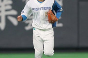 日ハム田宮、プロ初の左翼守備で好守　場内アナウンスでポジション知り「本当にびっくり」