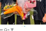 画像　引退する福田秀平にロッテから花束…良い写真すぎる