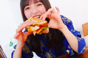 【乃木坂46】スペイン初ご飯の飛鳥ちゃんｶﾜ(・∀・)ｲｲ!!
