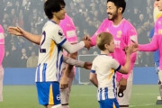 【朗報】日本人選手がプレミアやリーガでゴールを決めたことより大谷の犬や嫁が優先される件ｗｗｗｗｗｗｗｗ