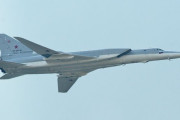 シベリア地方でロシア戦略爆撃機Tu-22M3が墜落、乗員4人のうち1人が死亡…技術的な故障！