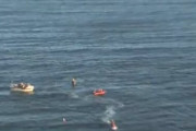【大迷惑】「夫が遊泳から戻ってこない！」船やヘリが出る大捜索→「夫が自力で自宅に帰ってきた」