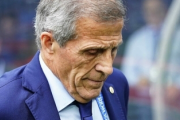 W杯南米予選で7位と大苦戦…ウルグアイ代表、タバレス監督が退任。15年間の政権に幕
