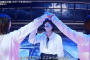 【悲報】欅坂さん、炎上覚悟で月スカ披露するも日向坂にトレンド・ツイート数ともに大惨敗