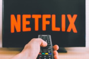 Netflix、広告付き低価格プランを年内にも導入へ！　マイクロソフトと提携して一発逆転をはかる