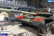 ロシアで新造されてるT-72B3M戦車は、戦訓が取り入れられて狙われたとこにコンタークト増設してる！