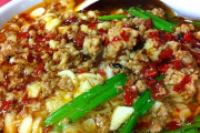 台湾ラーメン（台湾関係ない）、インドカレー（ネパール人）←こういうの他にない？