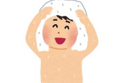風呂から上がってリビングにパンイチで出ようとしたらすごい形相の妻に止められた夫