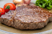 【筋肉】朝食は肉。年寄りならなおさら朝食は肉