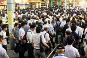 6月に入り通勤ラッシュがあっさり復活「″密″に戻っている」「めっちゃ増えた」