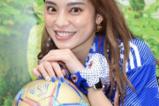 サッカー美女サポ「今日の侍ジャパンの勝利の凄さをサッカーに例えて教えてください」