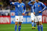 【悲報】サッカー日本代表…フリーキッカーがいなくなってしまった件…