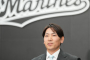 ロッテ、FA加入の石川柊太が入団会見！背番号は吉井監督の21を継承！