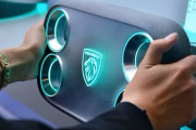 プジョー、全車種で四角形のハンドルを採用へ