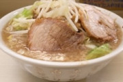 【悲報】増えるうつ病ラーメンブロガー 「ラーメンと人間関係に疲れた」